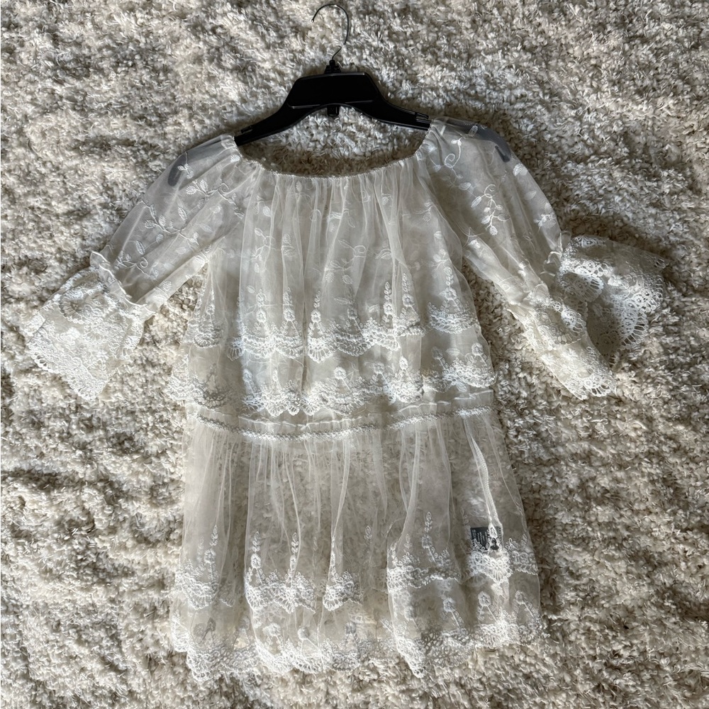 See-through White Lace 3/4 Sleeve Top